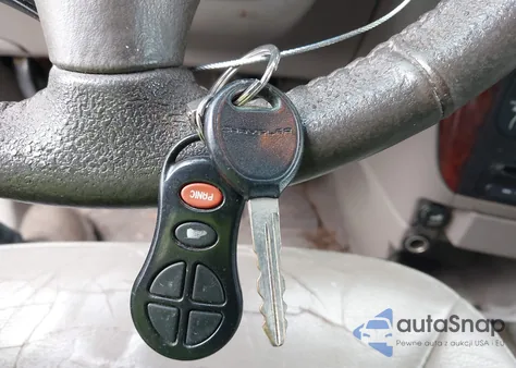 2003 Chrysler Town & Country Lxi from USA, damaged, VIN 2C4GP54L63R195690